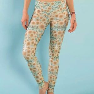 Teeki yoga set bra and leggings